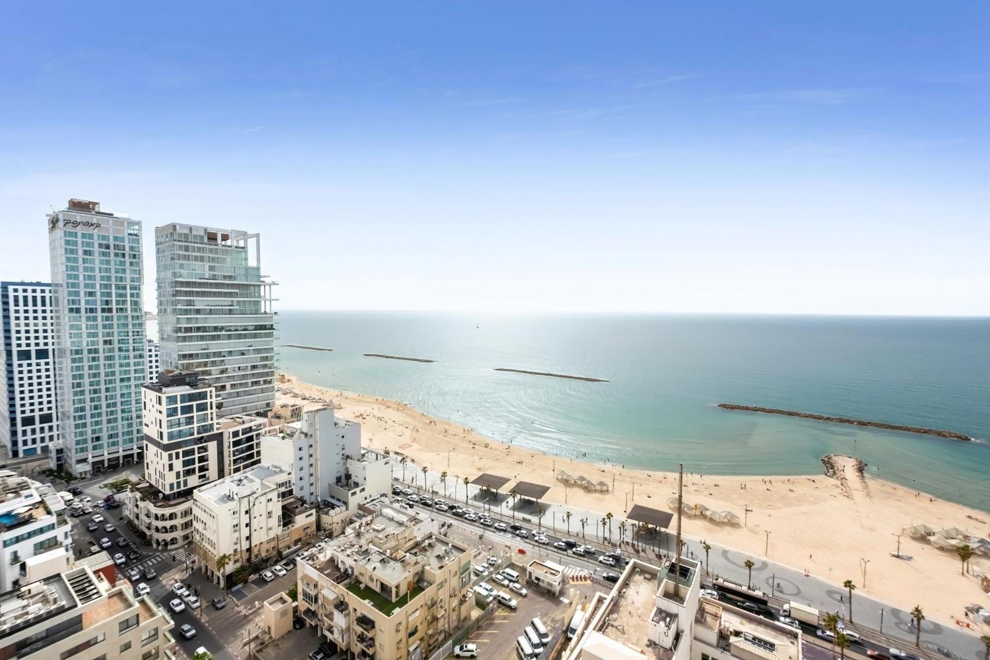 Superb Beachfront Apartments With Shelter By Sea N' Rent Тель-Авив Экстерьер фото